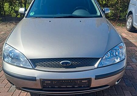 Ford Mondeo 2.0 Ambiente Autom. Ambiente