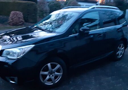 Subaru Forester 2.0D Platinum