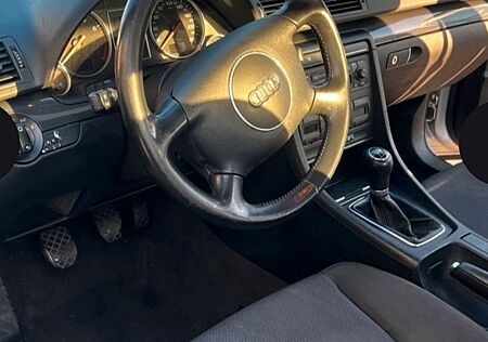 Audi A4 2.0 -