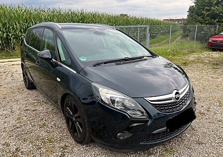 Opel Zafira Tourer Innovation *7-Sitze*Xenon*Navi*Kam