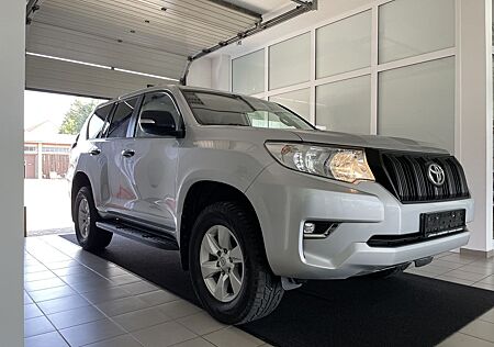 Toyota Land Cruiser 2.8 D-4D 5-trg. AHK 3,5T. +w.Extras