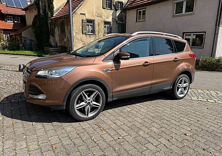 Ford Kuga 1,5 EcoBoost 4x4 134kW Titanium Autom. ...