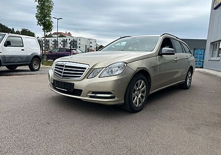 Mercedes-Benz E 220 CDI T BlueEFFICIENCY