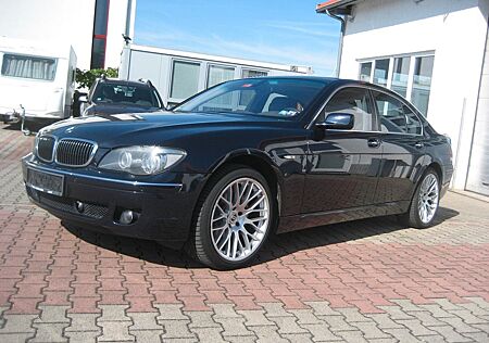 BMW 750i A -