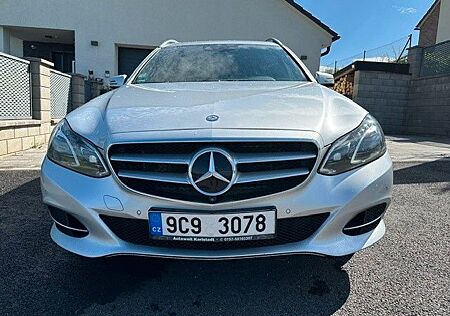 Mercedes-Benz E 350 BlueTEC 4MATIC T AVANTGARDE FACELIFT