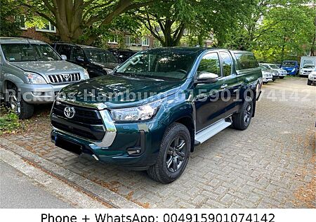 Toyota Hilux 2.8 Diesel 1,5-Cab 4x4 Klima Navi Kamera