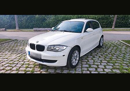 BMW 120i -