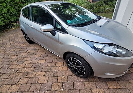 Ford Fiesta Benzin | Klima | Sitzheizung | BT