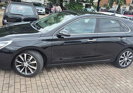 Hyundai i30 1.4 T-GDI Premium DCT Premium