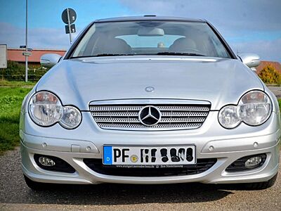 Mercedes-Benz CL 220