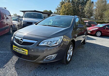 Opel Astra J Sports Tourer Design Edition/Automatik