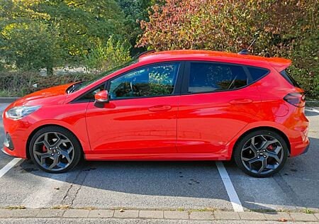 Ford Fiesta 1,5 EcoBoost ST X TÜV/INS neu Garantie