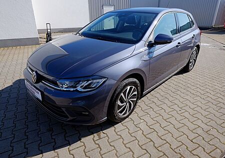 VW Polo Volkswagen Life 1.0 TSI LED/AppC/Kam/SH/Kam/Nebel