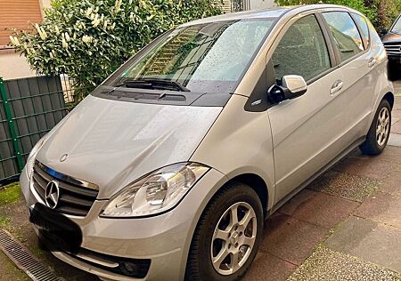 Mercedes-Benz A 150 BlueEFFICIENCY - 95 PS - Allwetterreifen