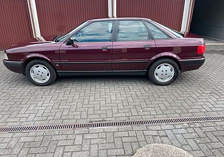 Audi 80 2.0 E -Klimaanlage manuell-