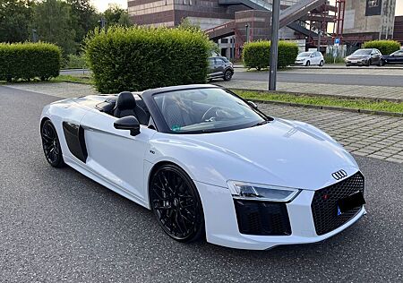 Audi R8 SPYDER V10 5.2 FSI Quattro Carbon/Keramik/B&O