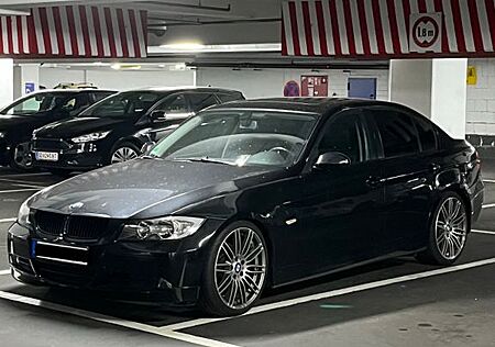 BMW 325i E90 Limousine - TÜV NEU