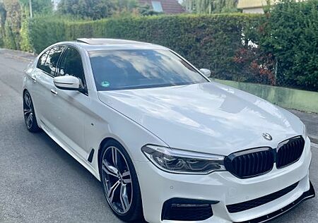BMW 530d *M-SPORT*HUD*H/K*LED*KEYLESS*SCHIEBEDACH*