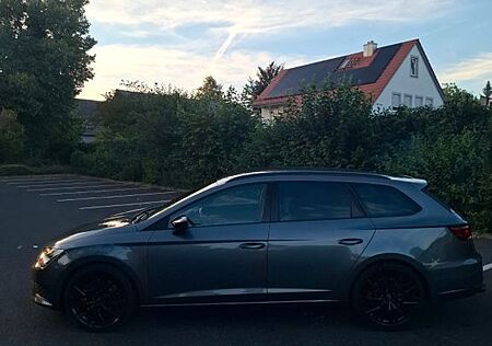 Seat Leon 2.0 TSI Start&Stop ST CUPRA 290 DSG CUP...