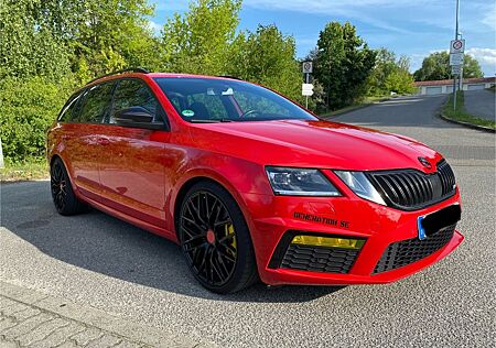 Skoda Octavia 2.0 TSI DSG RS Combi RS