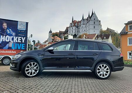VW Golf Volkswagen 2.0 TDI 135kW DSG 4MOTION Alltrack