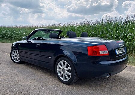 Audi Cabriolet Cabrio 1,8 T S-Line aus 2. Hand!
