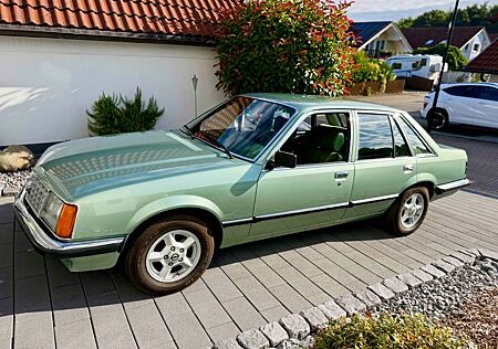 Opel Senator 2.8S 1.Hand Sammlerzustand