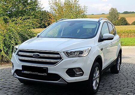 Ford Kuga 1,5 EcoBoost 4x2 110kW Titanium Titanium