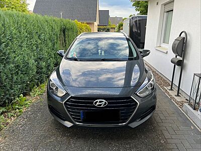 Hyundai i40 1.7 CRDi 104kW blue Trend DCT Trend