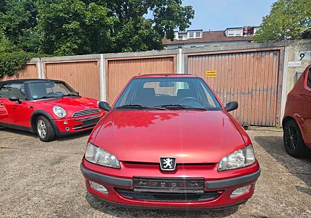 Peugeot 106 1.1 Long Beach * Schiebdach * Servo * ZV