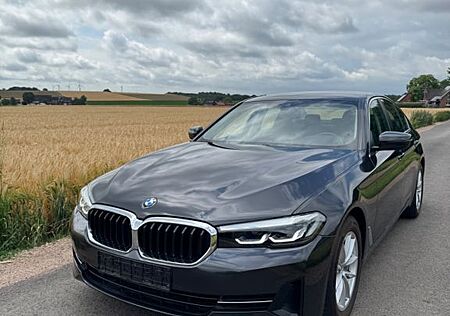 BMW 530d A -Lim ACC DAB,4-ZKlima, LED LiveCo