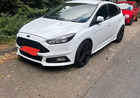 Ford Focus 2,0TDCi ST Leder-Sport-Paket ST