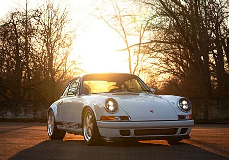 Porsche 911 Urmodell 911 3.4l Backdate 1985 Full Restored LED 313PS