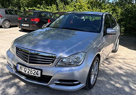 Mercedes-Benz C 180 Scheckheftgepflegt; TÜV Neu; Top Zustand