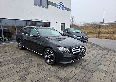 Mercedes-Benz E 220 E T-Modell d