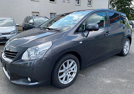 Toyota Verso Travel KLIMA NAVI TÜV10.2026