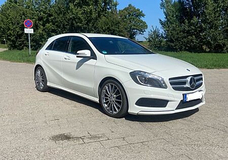 Mercedes-Benz A 180 BlueEFFICIENCY AMG Sport AMG Sport