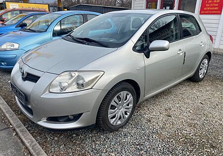 Toyota Auris 1.4i aus Opa`s Garage 1.Hand nur 96 Tkm !!