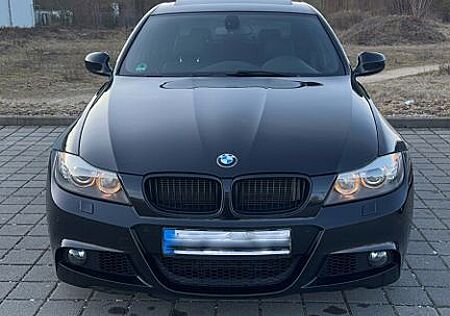 BMW 325i xDrive E90 | M-Paket | H&K Sound | Voll