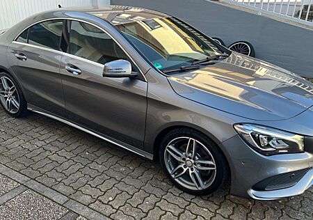 Mercedes-Benz CLA 220 d DCT AMG Line AMG Line