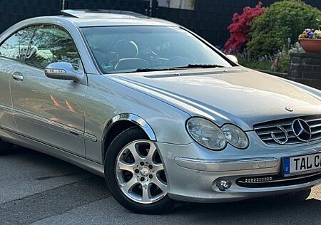 Mercedes-Benz CLK 270 *CDI*1HAND*AUTOMATIK*TÜVNEU*SCHIEBEDACH*