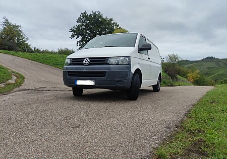 VW T5 Transporter Volkswagen /Camper