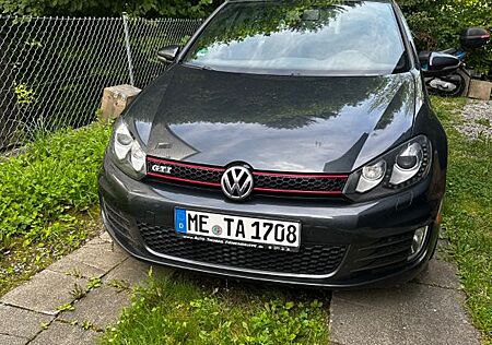 VW Golf Volkswagen 2.0 TSI DSG GTI *Schiebedach*