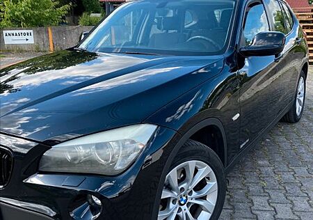 BMW X1 sDrive18i - SHZ, Klima, AHK, Top Zustand