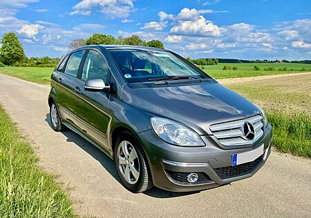 Mercedes-Benz B 180 CDI - Viele Sonderausstattungen