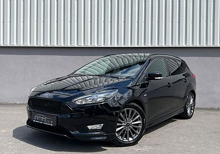 Ford Focus Turnier ST-Line *TÜV NEU*NAVI*SHZ*PDC*