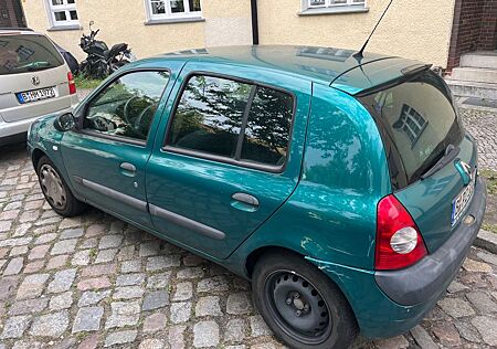 Renault Clio 1.2 16V Authentique Authentique
