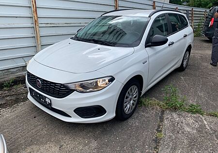 Fiat Tipo 1.3 MultiJet EASY EASY