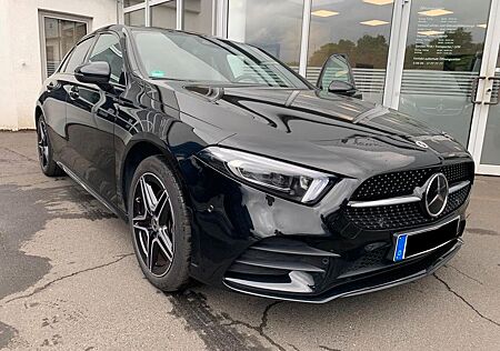 Mercedes-Benz A 250 A 250e AMG Line Fahrassistenz/Multibeam/AHK