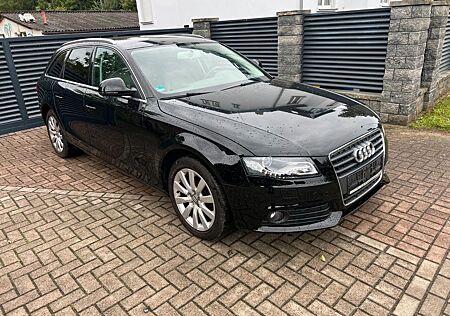 Audi A4 Avant Ambiente 2 HAND! NAVI! AUTOMATIK!